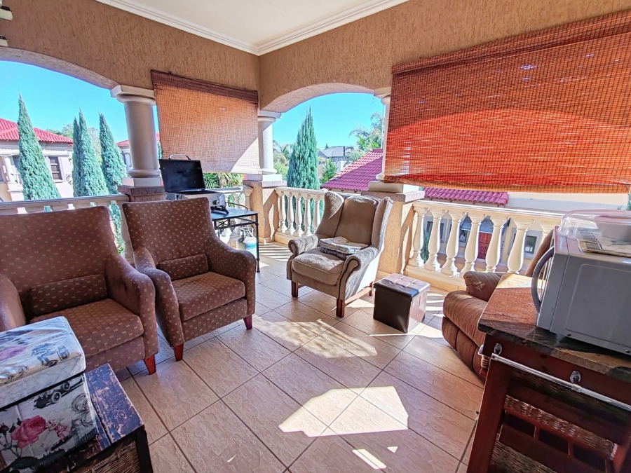 4 Bedroom Property for Sale in Van Der Hoff Park North West